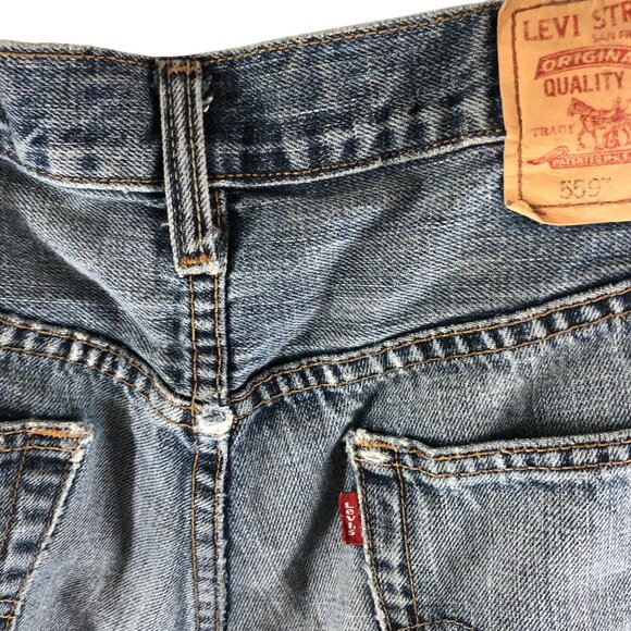 Levis Mens Jeans 559 Relaxed Straight Distressed Grunge 32x30 Measures 32x27 - Picture 8 of 10